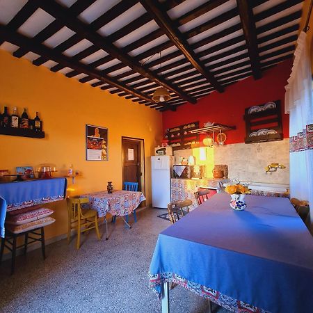 Due Passi Dal Centro Bed & Breakfast Марсала Екстериор снимка