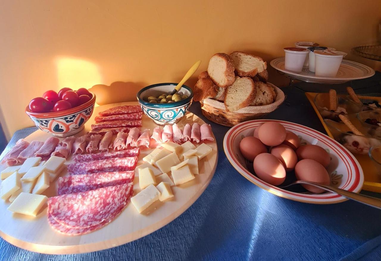 Due Passi Dal Centro Bed & Breakfast Марсала Екстериор снимка